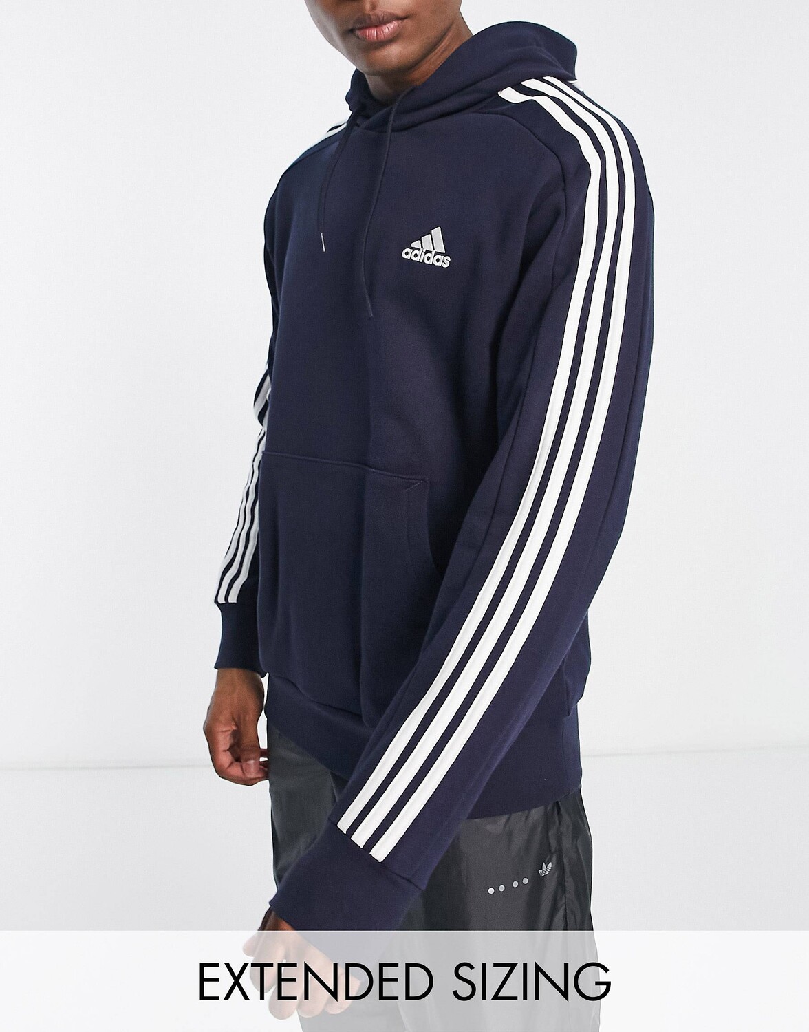 

Темно-синее худи с 3 полосками adidas Sportswear essentials