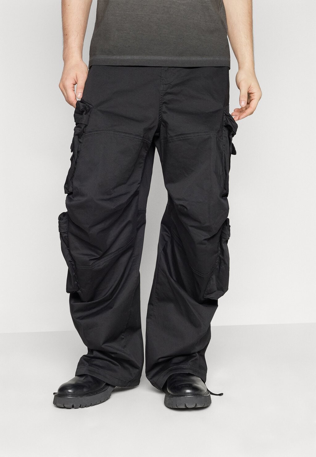 

Брюки карго Hughes New Diesel, цвет 808N