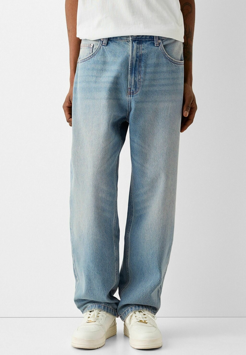 

Джинсы прямого кроя Bershka, цвет blue denim