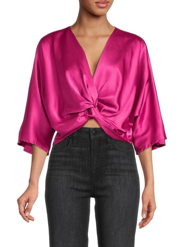 

Укороченный атласный топ twist Renee C. Magenta