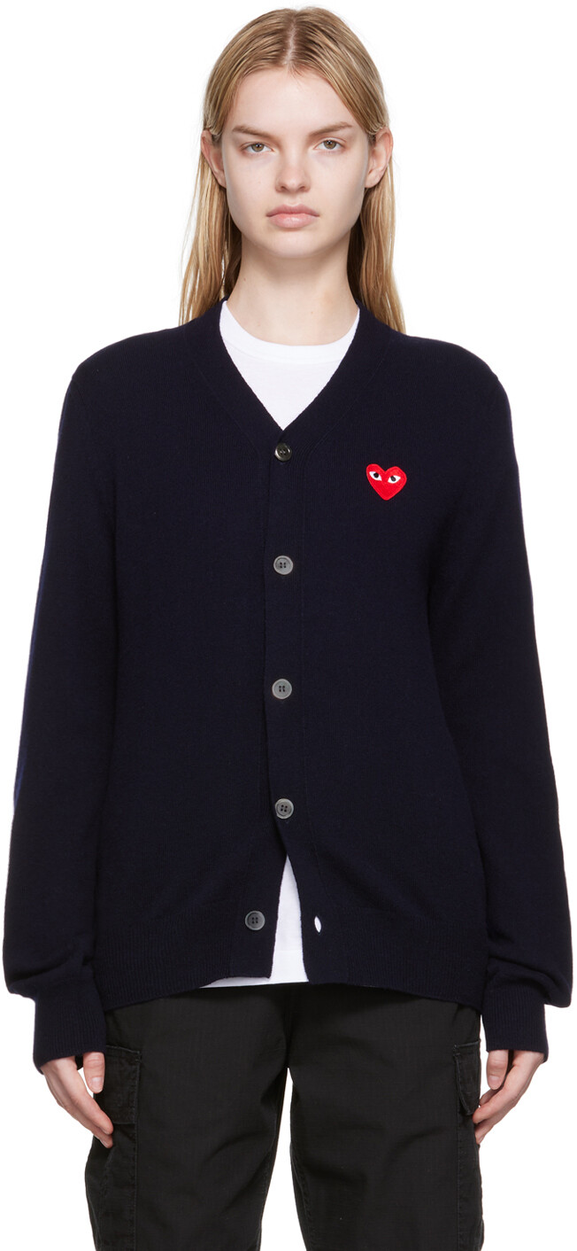 

Темно-сине-красный кардиган с нашивкой в ​​виде сердца Comme des Garçons Play