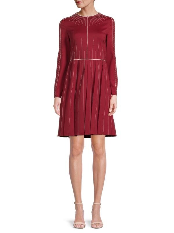 

Сшитое платье трапециевидной формы Valentino Red