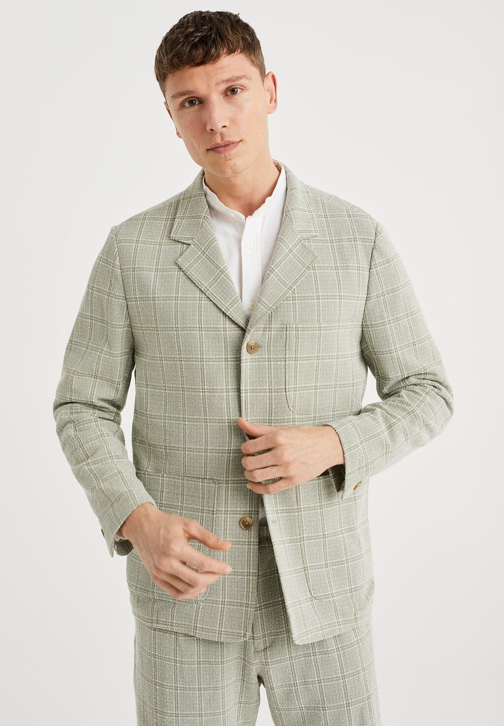 

Короткое пальто WE Fashion, зеленый