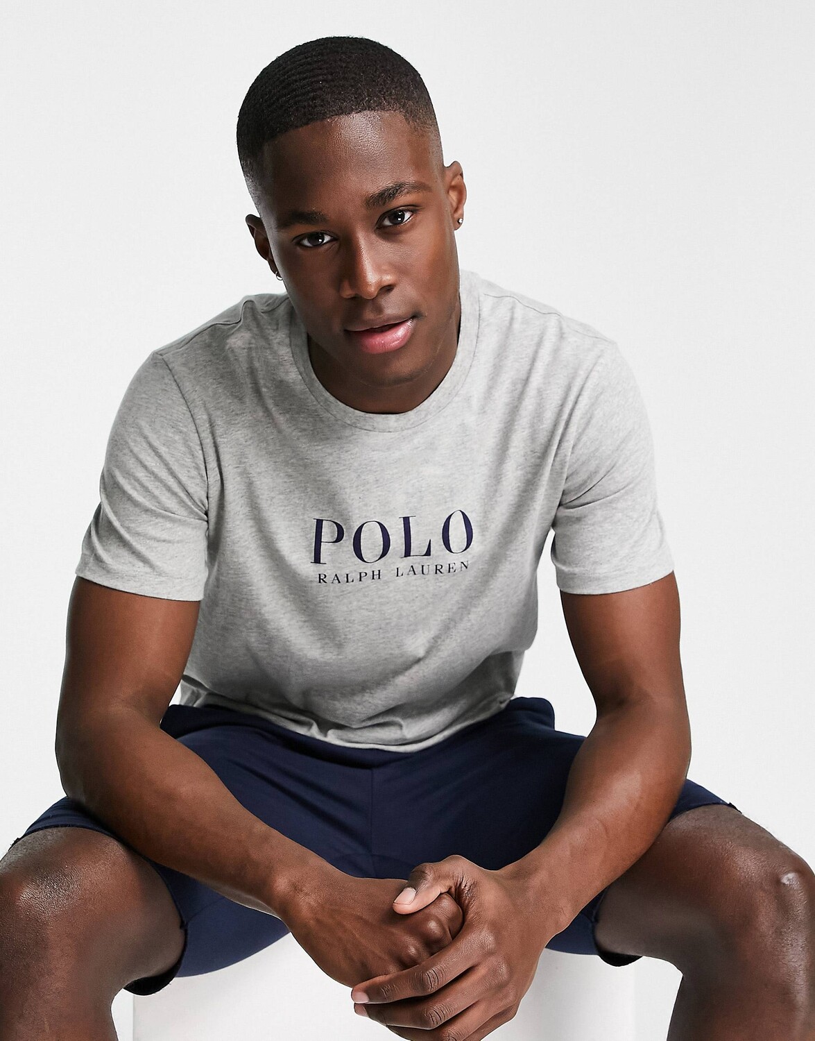 

Серая футболка для отдыха Polo Ralph Lauren с текстовым логотипом на груди