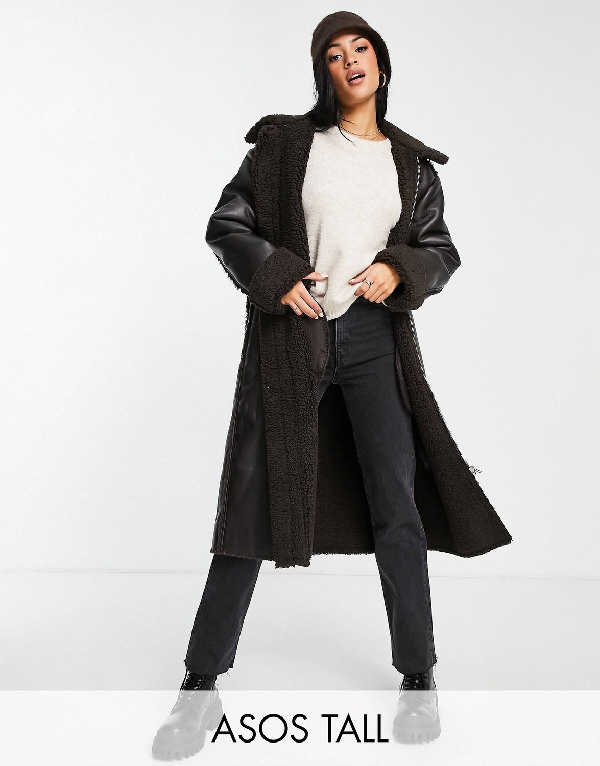 

Темно-коричневое длинное пальто с воротником-боргом ASOS DESIGN Tall