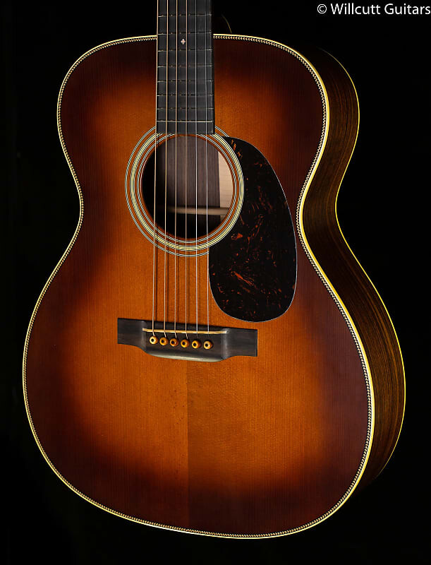 

Martin Custom Shop Expert 000-28 Authentic 1937 Stage 1 Aging Ambertone (807)