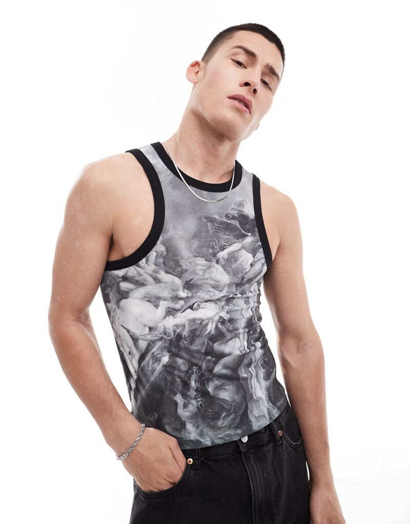 

Черная майка с мускулистым кроем ASOS DESIGN с принтом эпохи Возрождения по всей поверхности