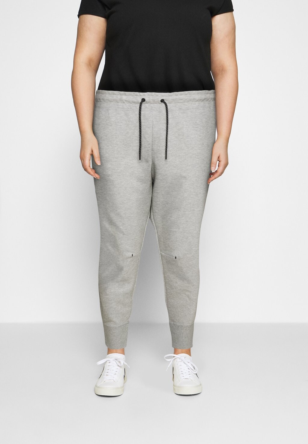 

Низ спортивного костюма Nike