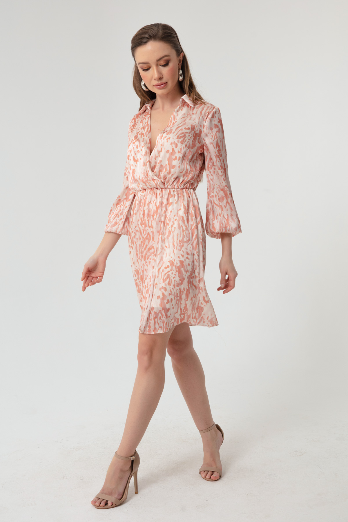 платье deniza пудровое 44 размер новое Женское пудровое двубортное платье Lafaba, розовый