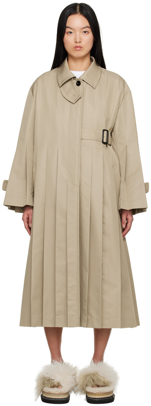 

Бежевый тренч со складками sacai