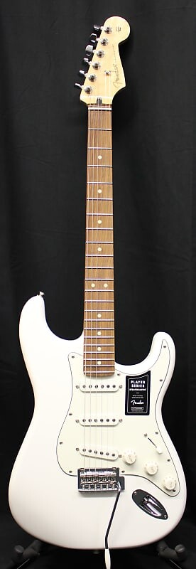 

Электрогитара Fender Player Stratocaster MIM Pau-Ferro с накладкой на гриф Polar White