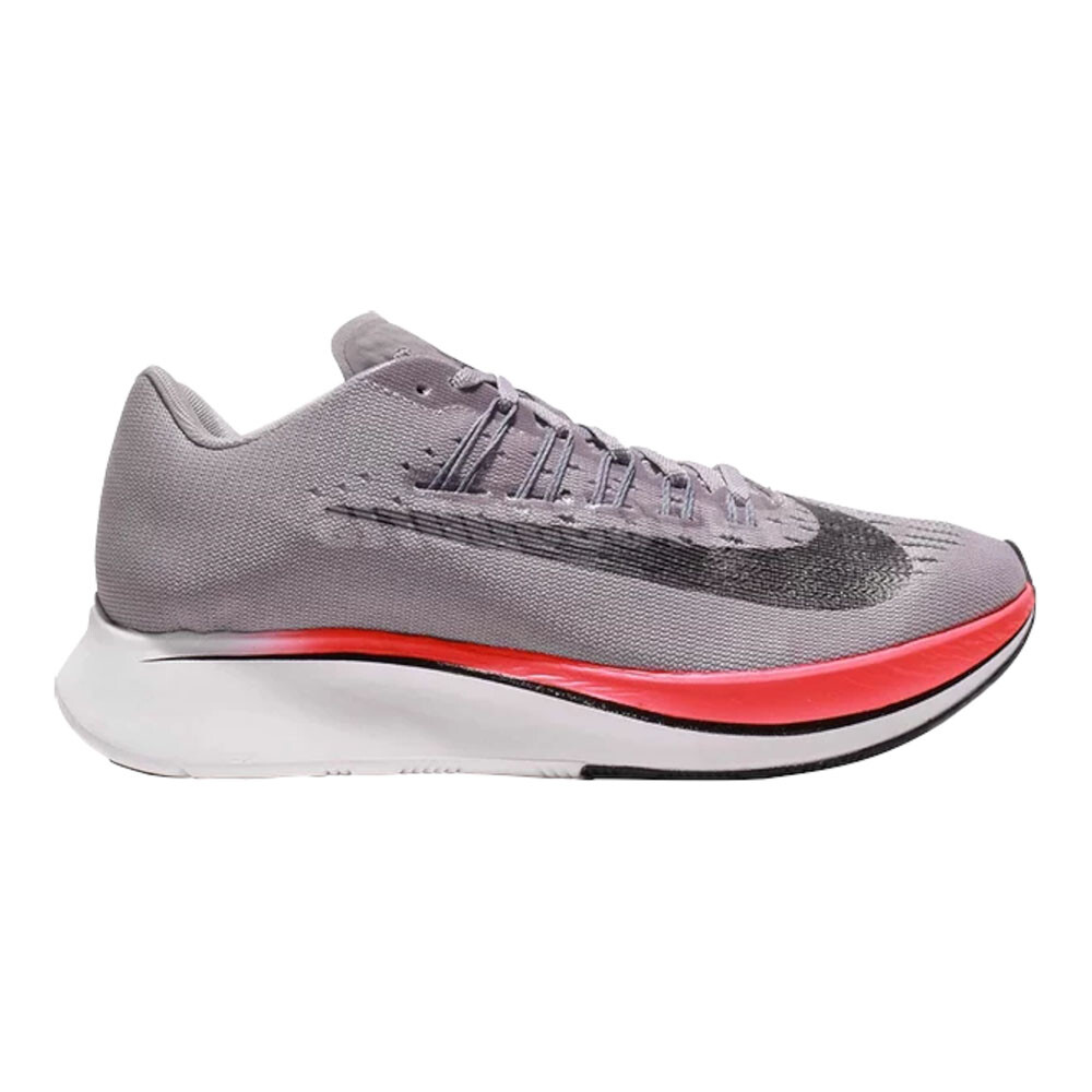 

Кроссовки Nike Zoom Fly, серый