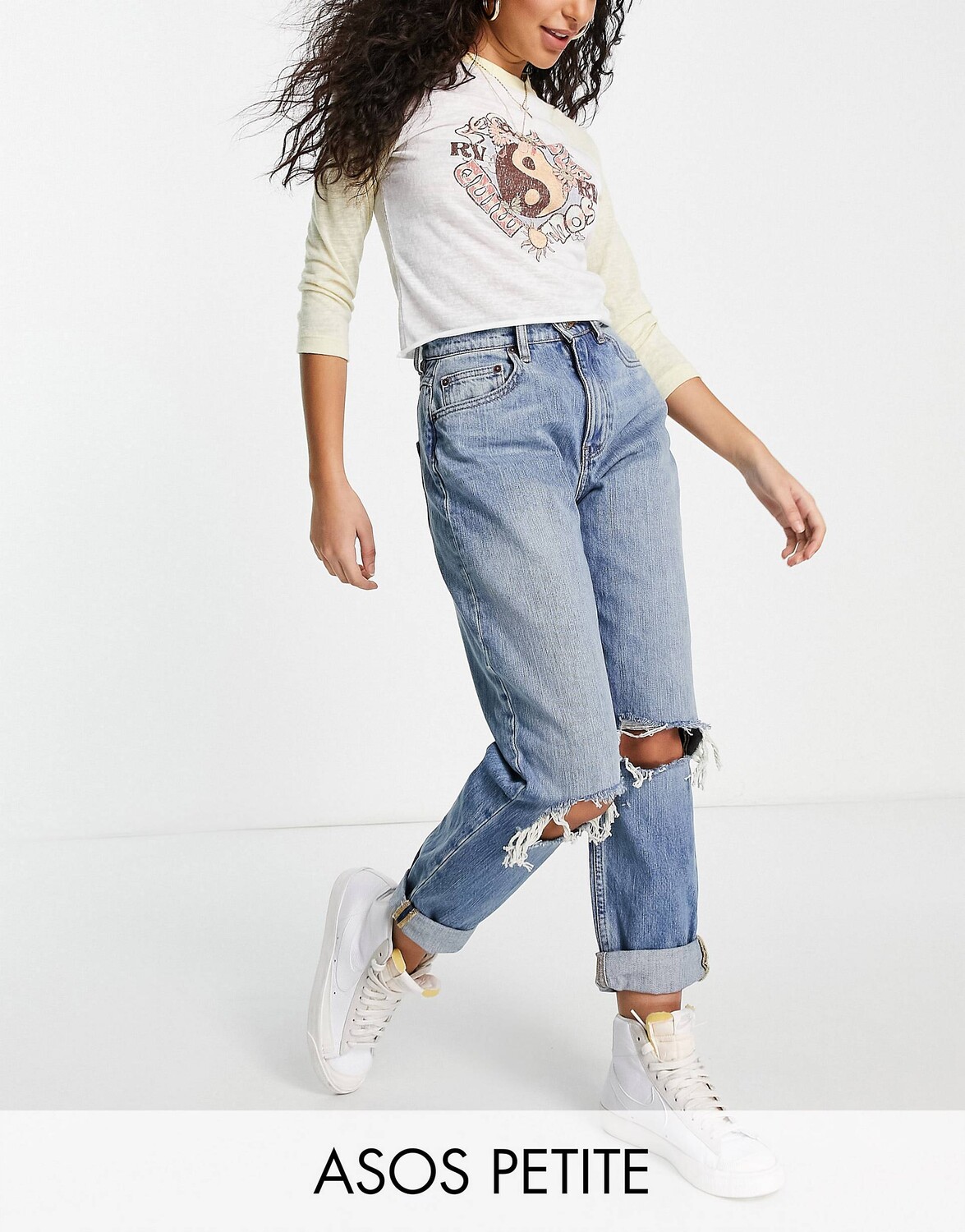 

Джинсы с завышенной талией и прорезями ASOS DESIGN Petite