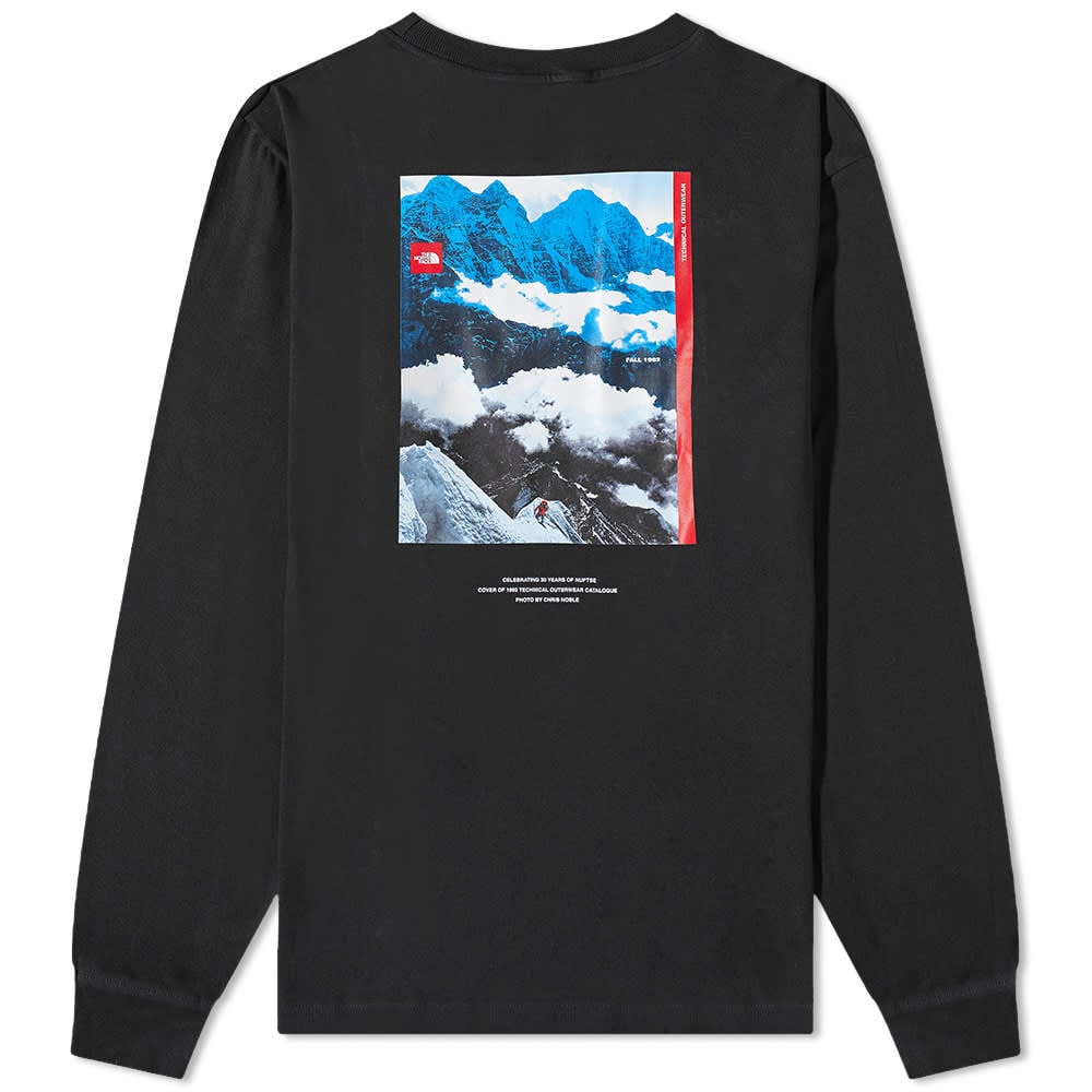 

Футболка The North Face Long Sleeve Printed Heavyweight Tee