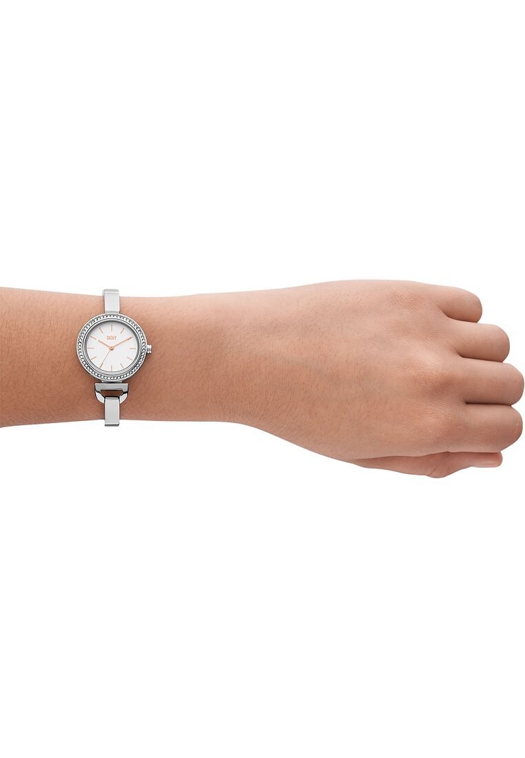 

Часы НАБОР UPTOWN D SILVER 28MM DKNY, нержавеющая сталь серебро