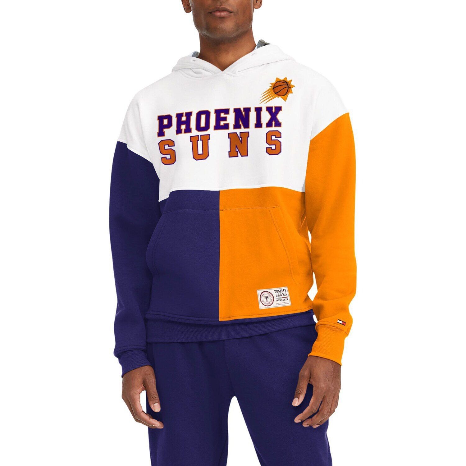 

Мужские джинсы Tommy Jeans белый/фиолетовый с капюшоном и пуловером Phoenix Suns Andrew с разрезами
