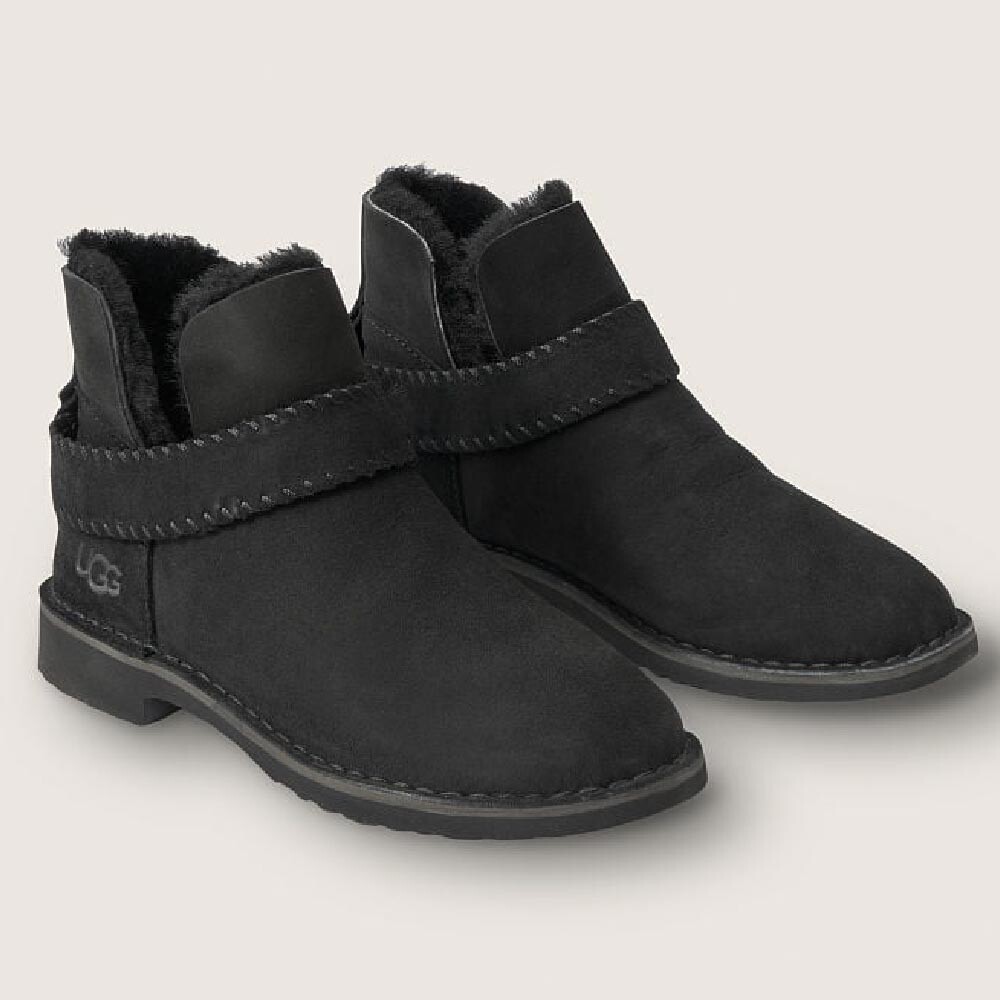 

Полуботинки UGG McKay, черный