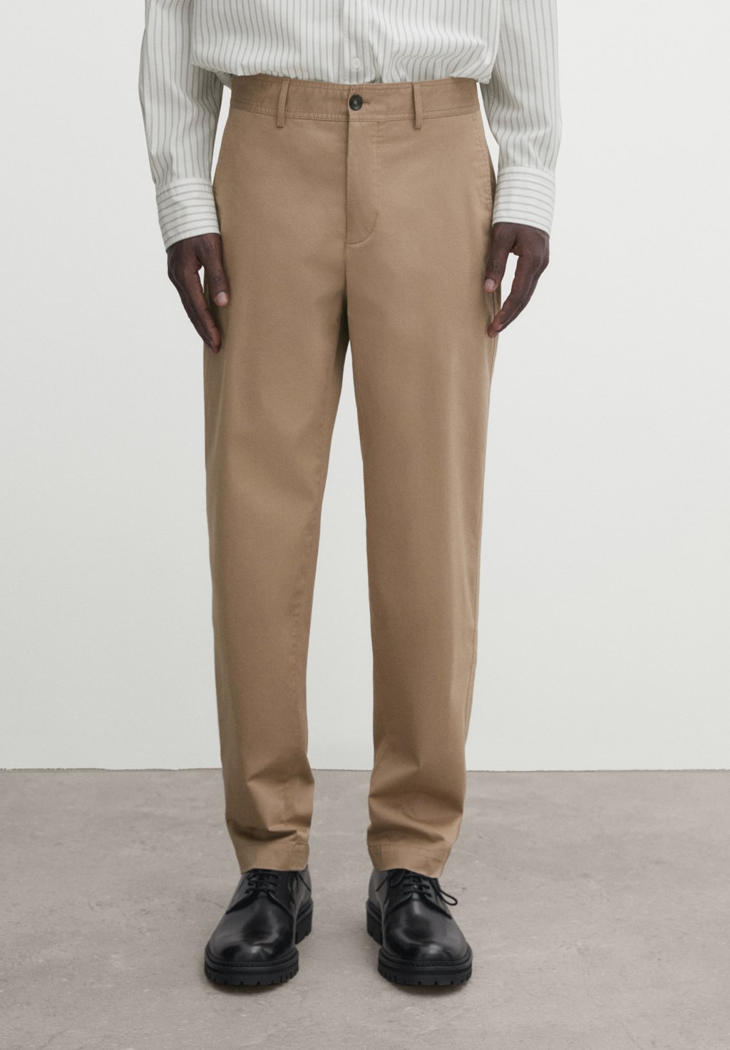 Брюки чинос TAPERED FIT Massimo Dutti, цвет beige джинсовые брюки massimo dutti tapered fit needlecord хаки