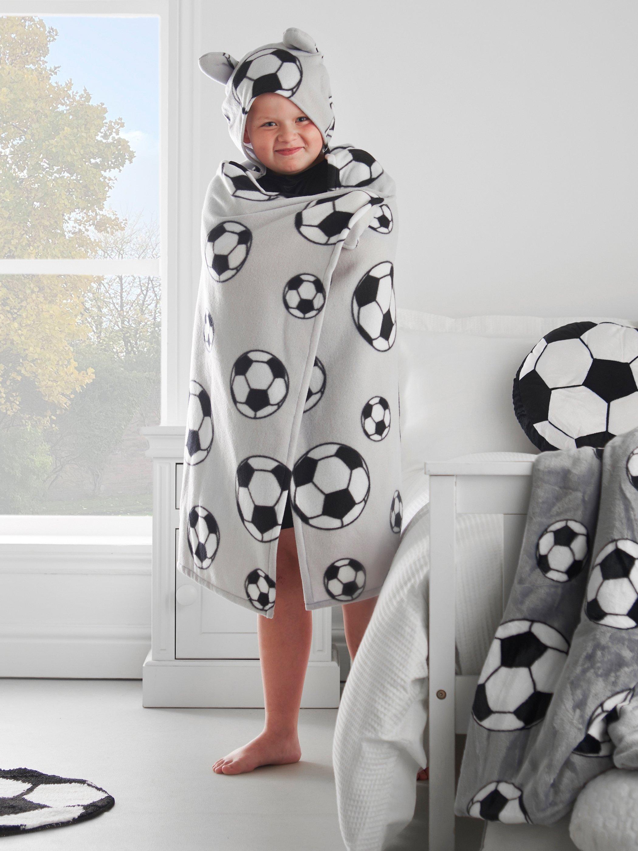 Одеяло с капюшоном «Футбольное флисовое» Catherine Lansfield, серый
