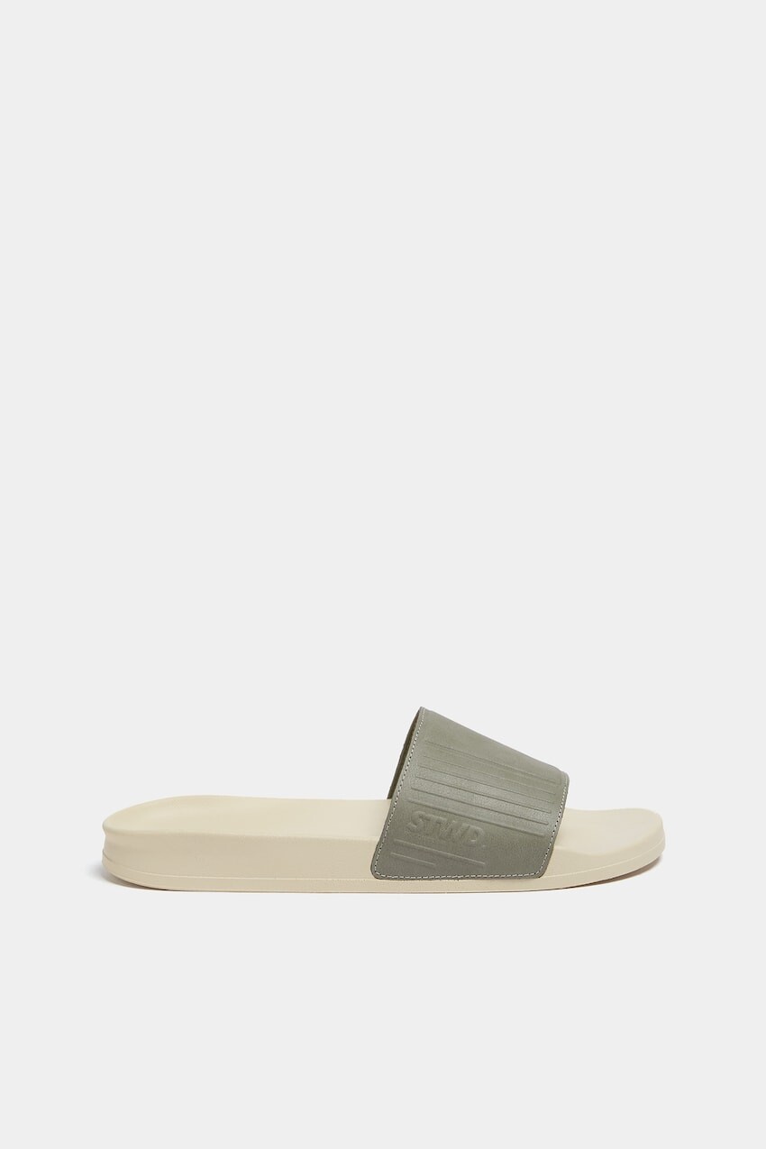 

Резиновые сандалии для бассейна Pull&Bear