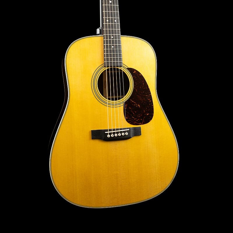 

Мартин Д-28 2022 Martin D-28