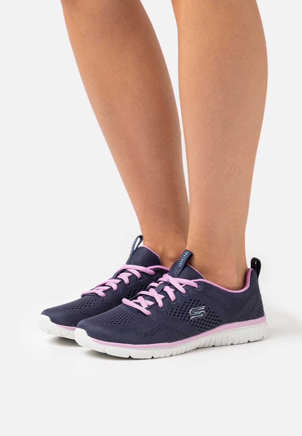 

Кроссовки Skechers Virtue, темно-синий / лиловый