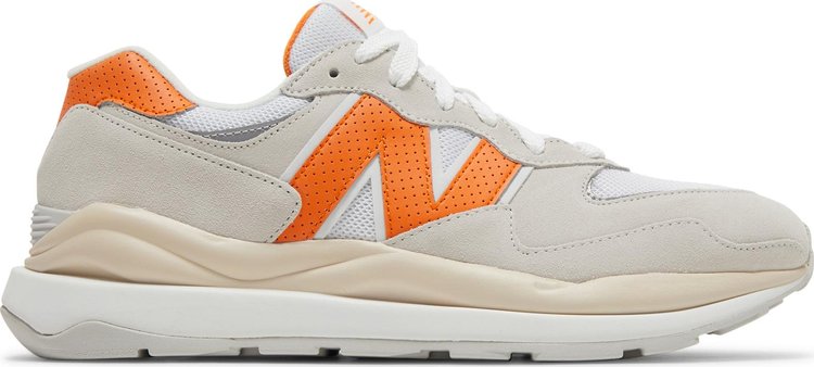 

Кроссовки New Balance 57/40 'Topaz', кремовый, Бежевый