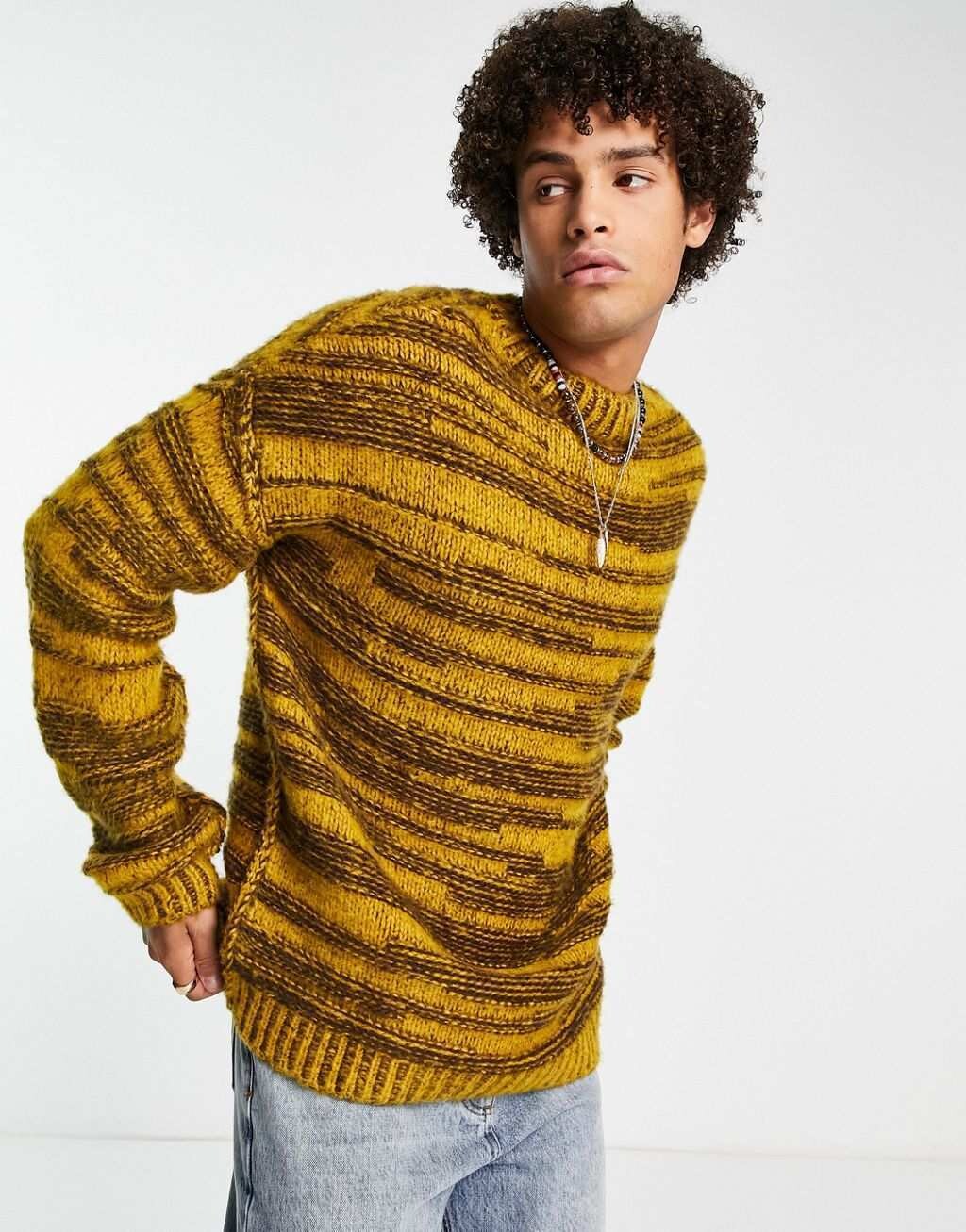 

Коричнево-горчичный вязаный джемпер в полоску ASOS DESIGN