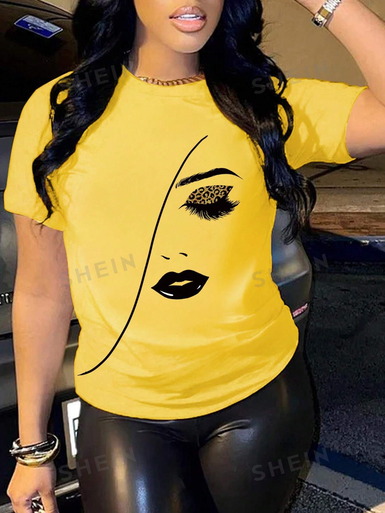 цена SHEIN Slayr Женская футболка с коротким рукавом и принтом человеческого лица, желтый
