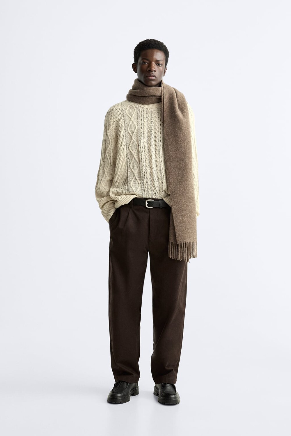

Текстурированный свитер косой вязки ZARA, серый