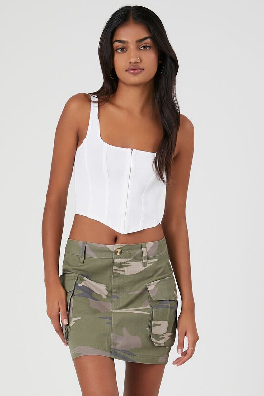

Мини-юбка карго с камуфляжным принтом Forever 21, оливковый