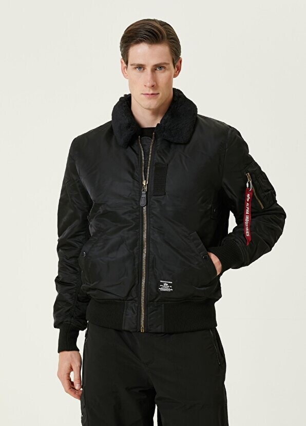 

Черный бомбер Alpha Industries