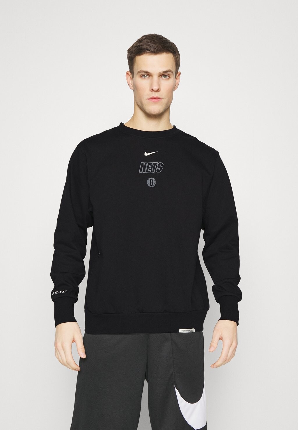 

Толстовка Nike