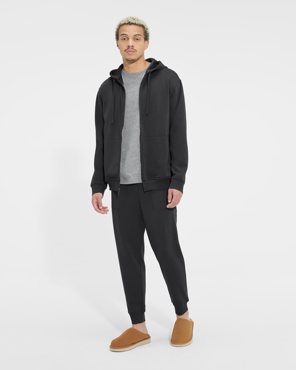 

Брюки Hank Joggers UGG, черный