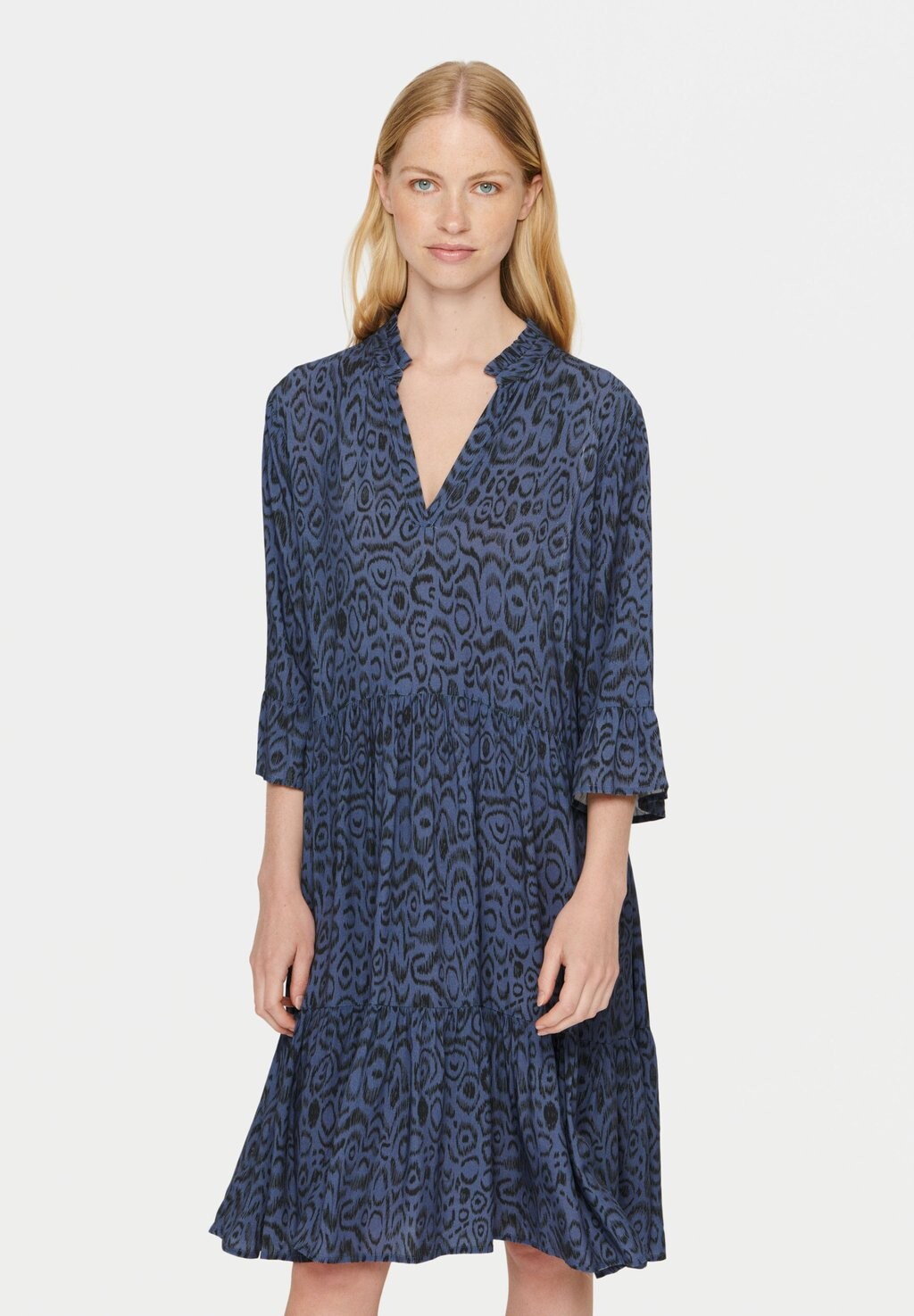 

Повседневное платье EDASZ Saint Tropez, цвет ombre blue big nature verse
