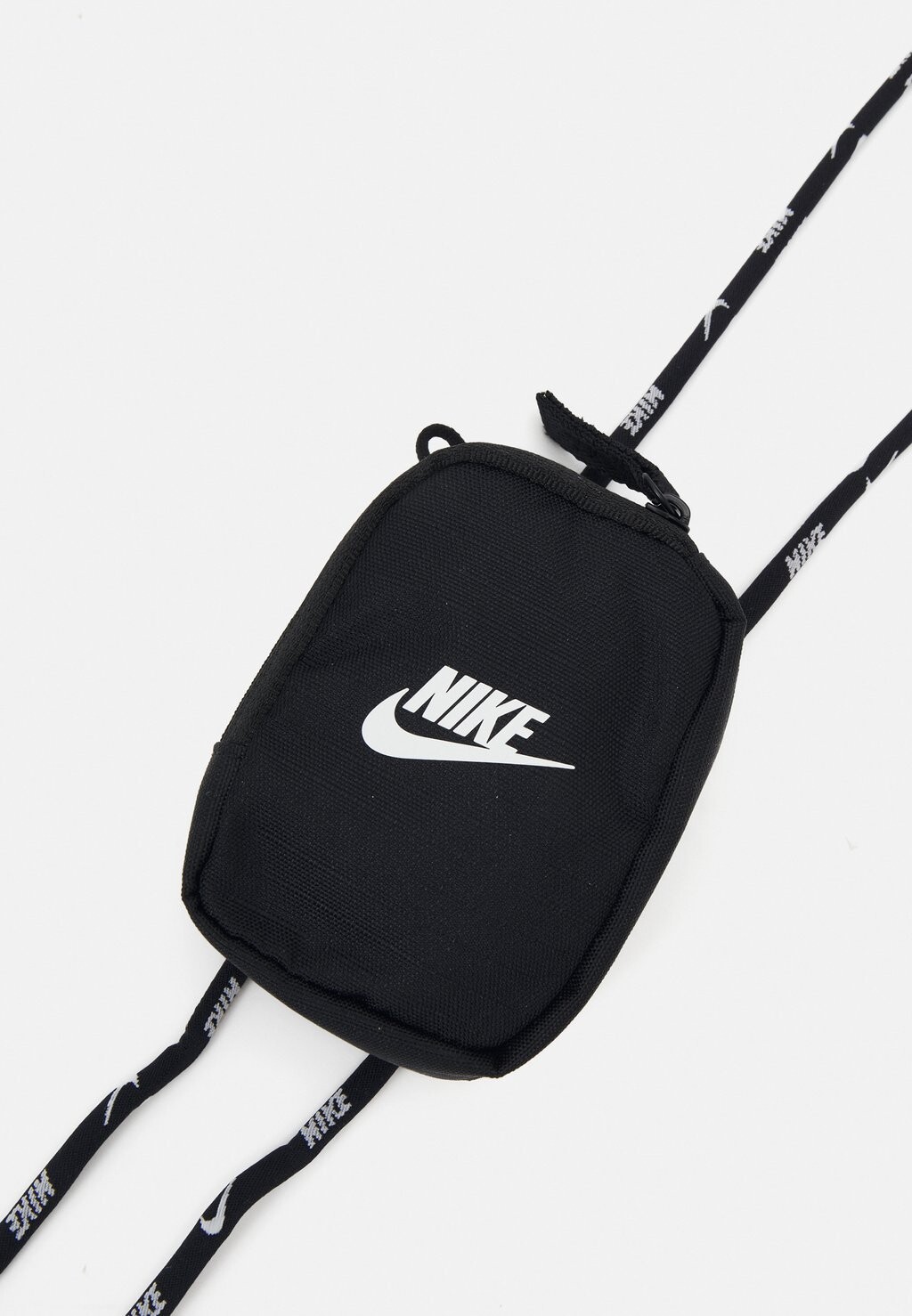 

Прочие аксессуары Club Accessory Pouch Unisex Nike, черный/белый