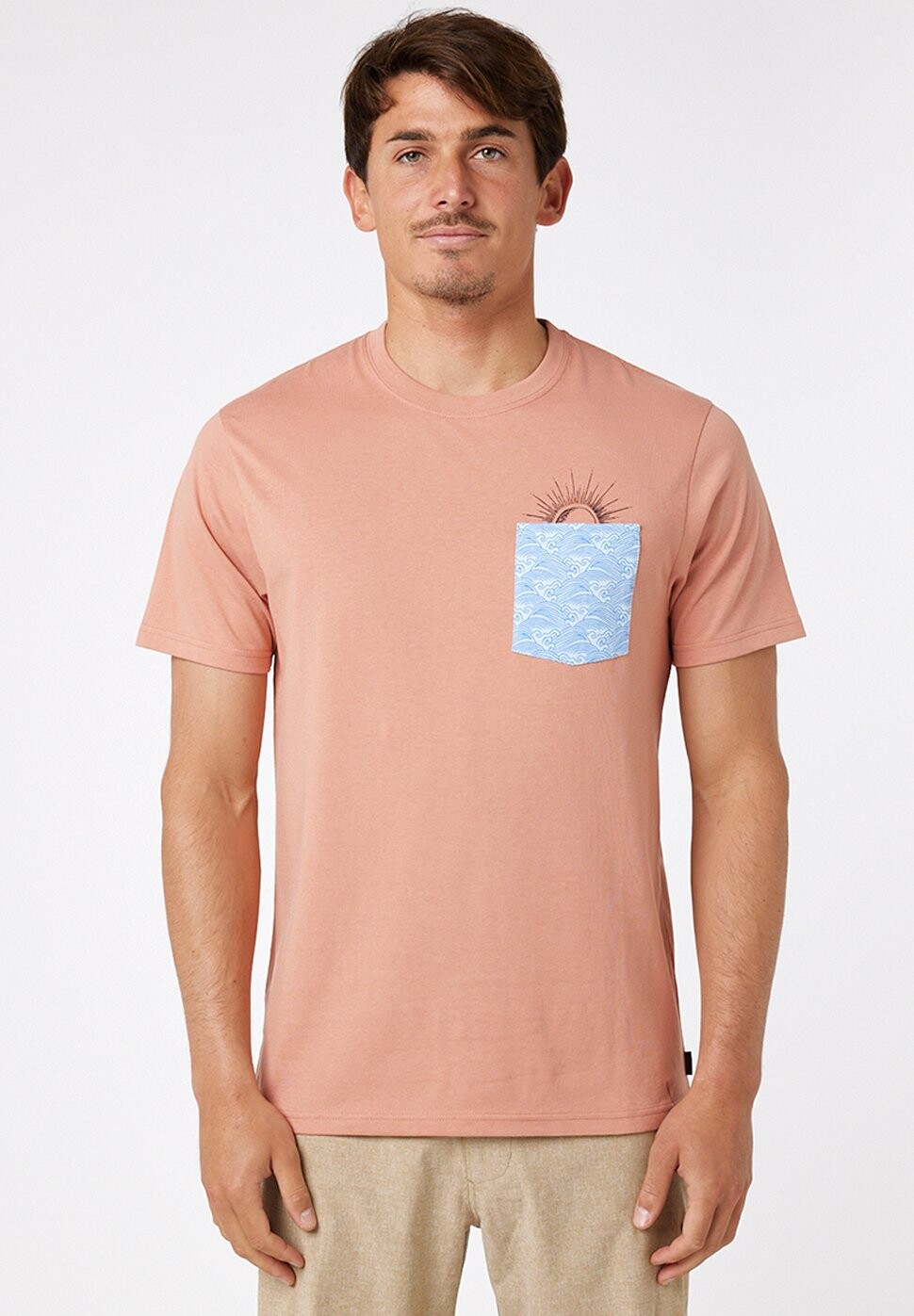 

Футболка с принтом INDA POCKET TEE Rip Curl, цвет dusty rose