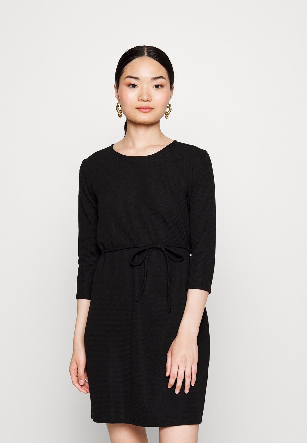 

Платье-футляр VMCINA SHORT DRESS Vero Moda Petite, цвет black