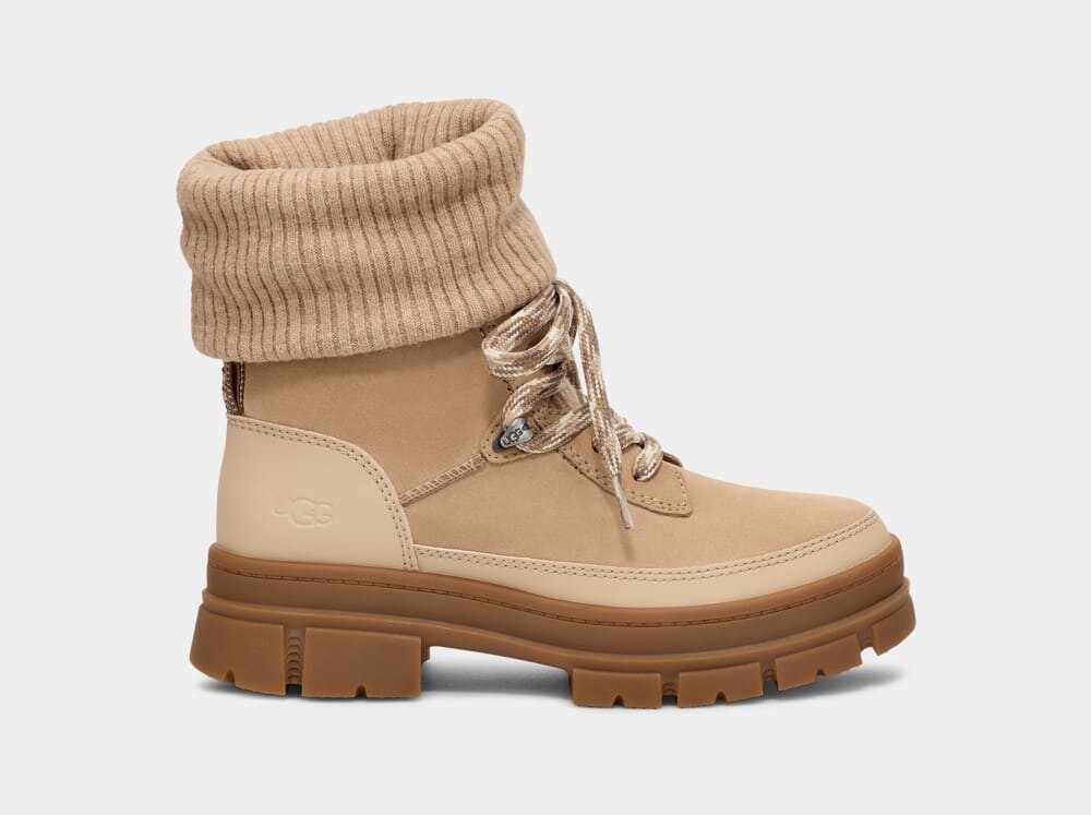 

Сапоги Ashton Hiker UGG, бежевый