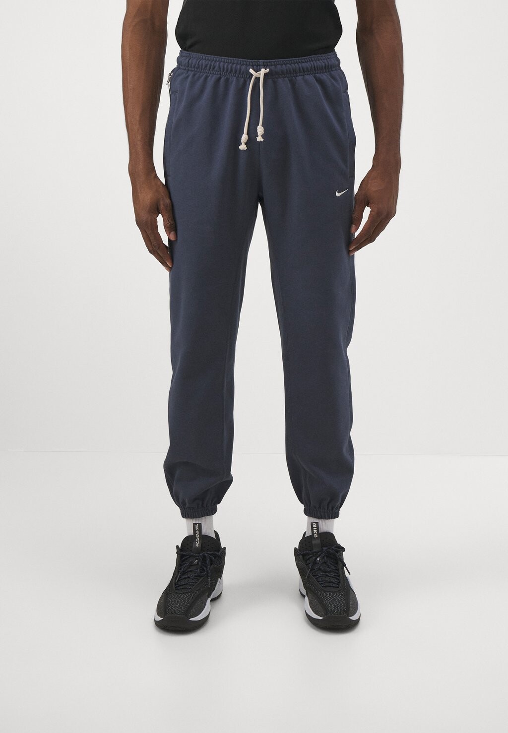 

Спортивные брюки Issue Pant Nike, цвет thunder blue/pale ivory