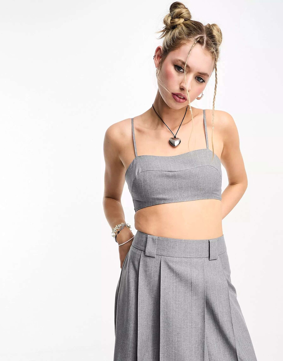 

Серый бралетт в тонкую полоску ASOS