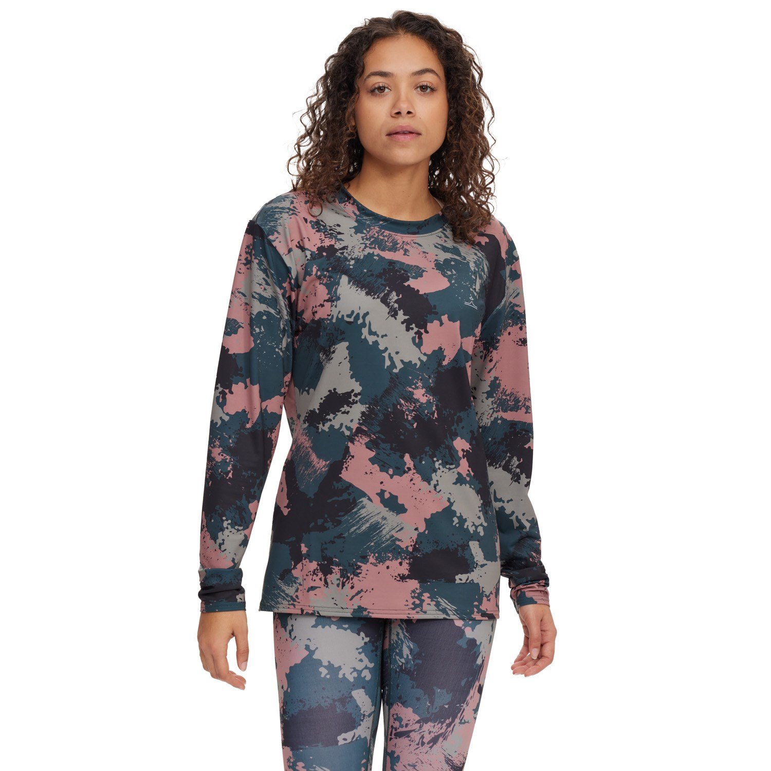 Костюм женский 11l-RR-1224. Reebok Camo. Reebok ID Camo Crew. Спортивный костюм женский камуфляж.