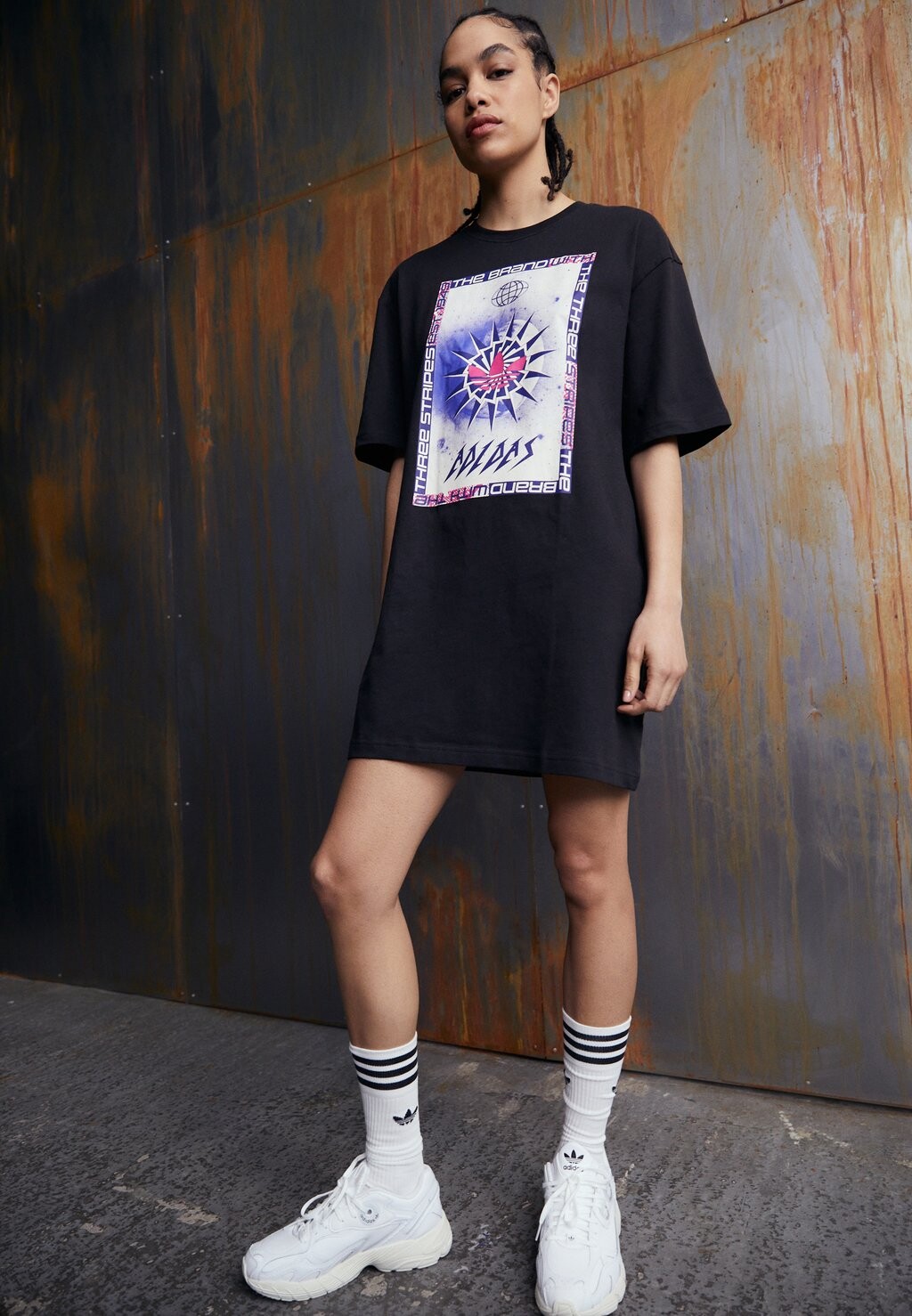 

Платье из джерси Tee Dress adidas Originals, черное