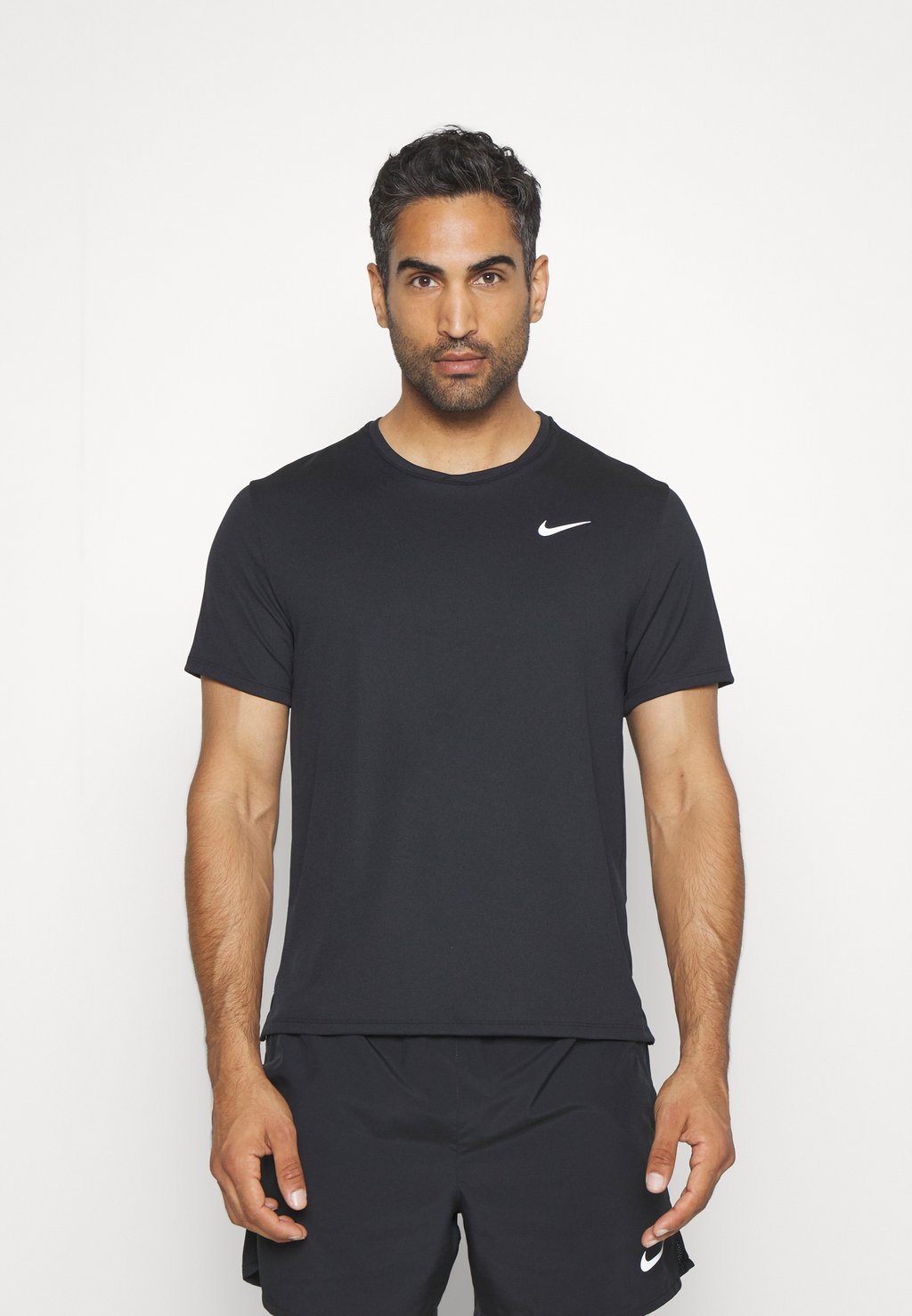 цена Спортивная футболка МИЛЕР Nike, черный/серебристый