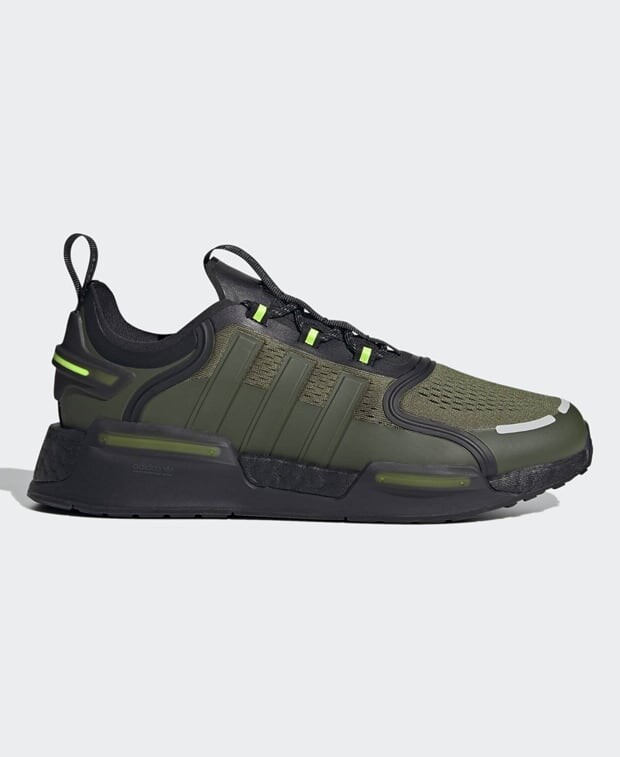 

Кроссовки adidas, зеленый
