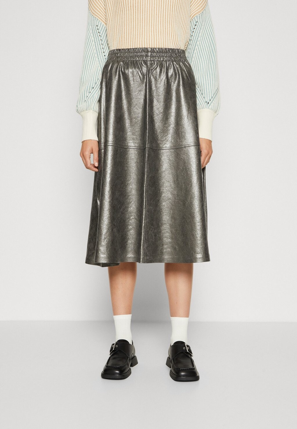 

Раструб Esprit МЕТАЛЛИК, цвет gunmetal