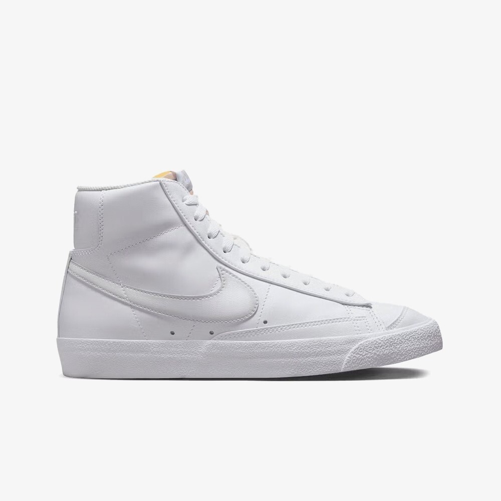 

Кроссовки Blazer Mid '77 Vintage 'Airbrush' Nike, мультиколор