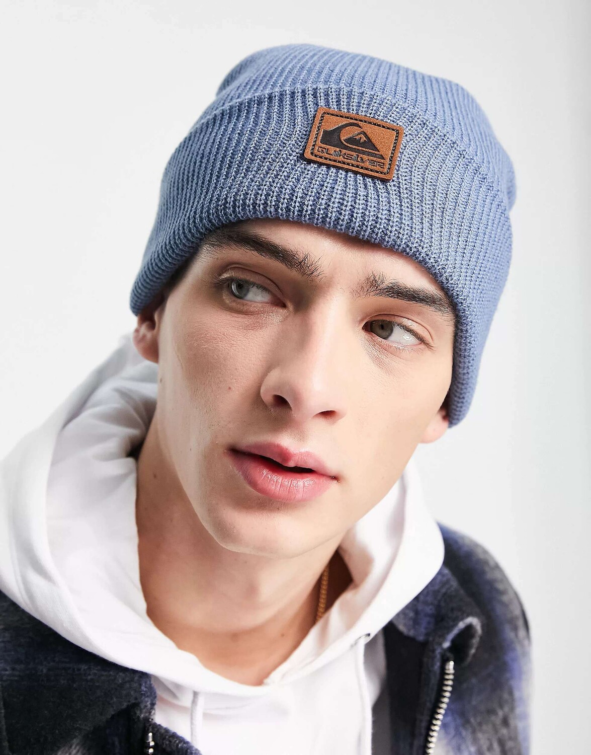 

Синяя шапка-бини Quiksilver Performer 2