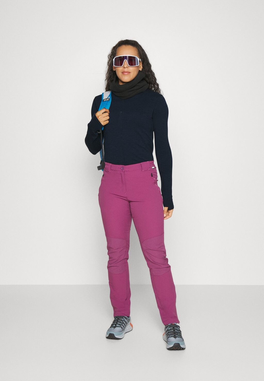 

Топ с длинными рукавами Ascent Seamless Athleta, темно-синий