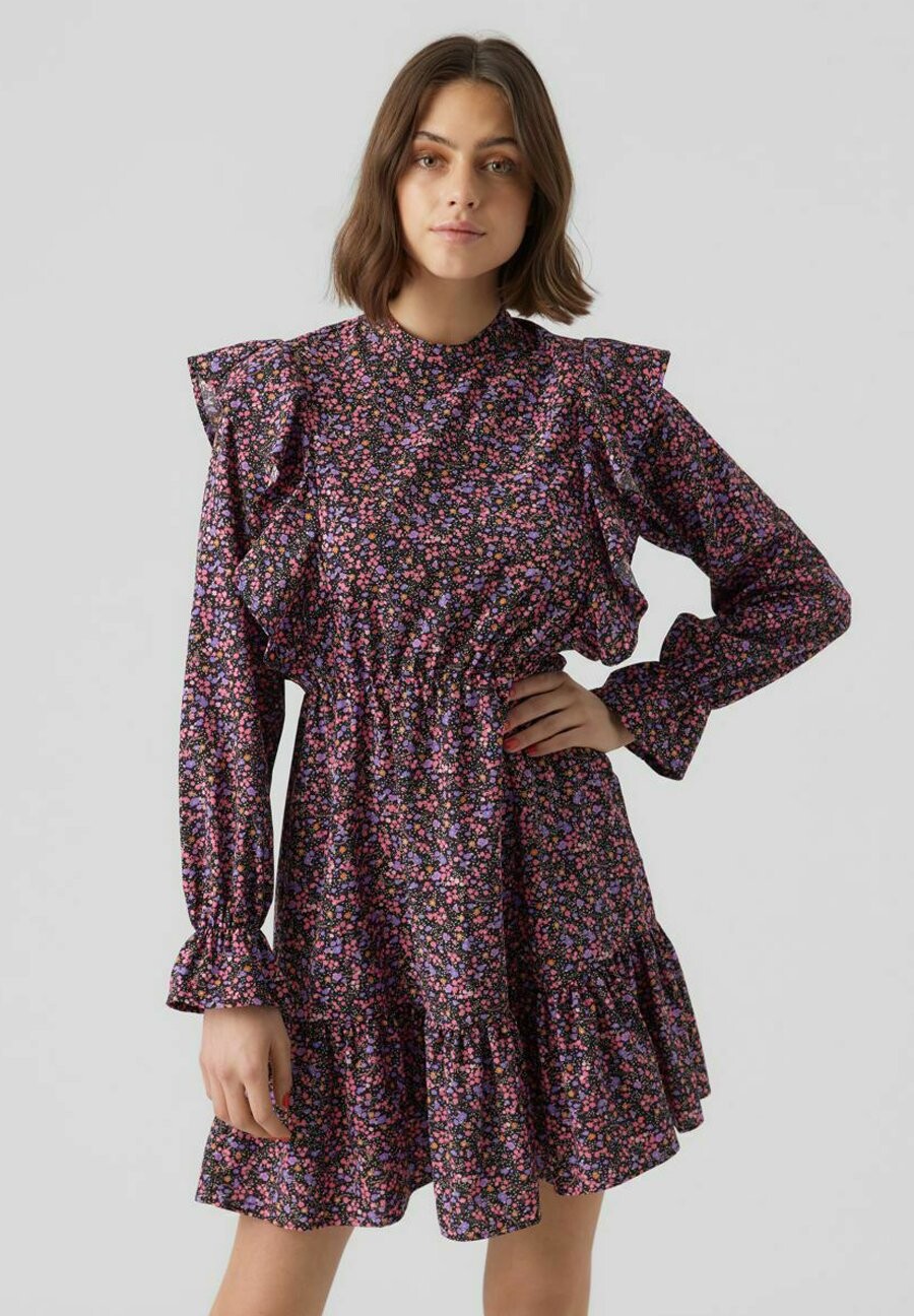 

Летнее платье Vero Moda, черный